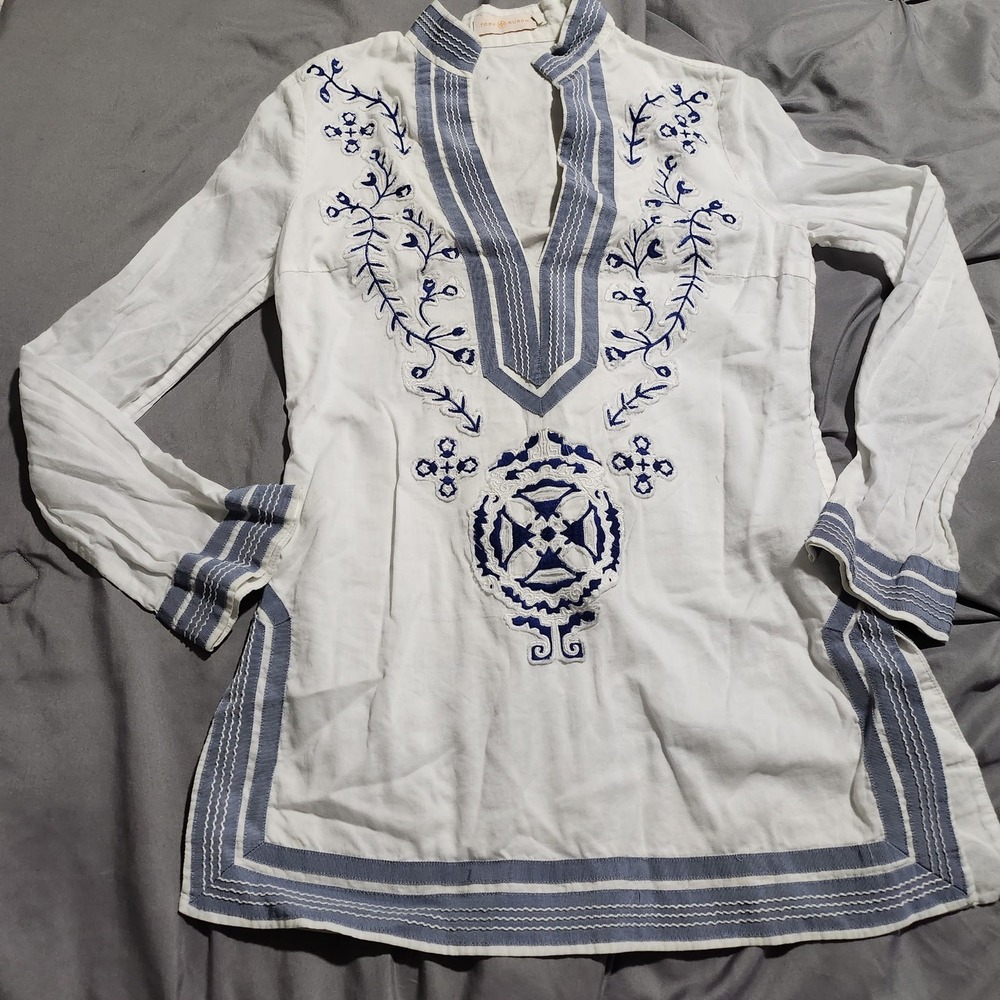 Tory Burch Embroidered Tunic Top White Blue Cotton Boho Split Neck Size 0